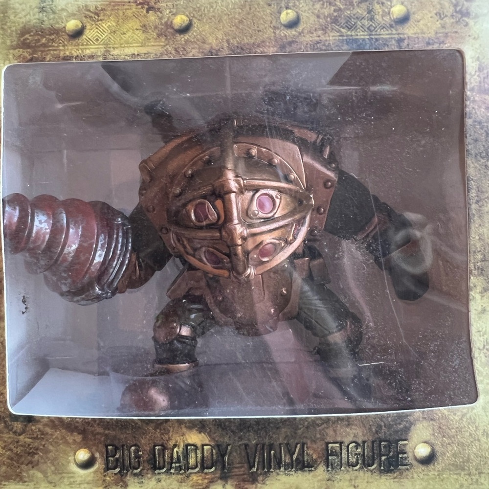 Bioshock Big Daddy Vinyl Figure-lootcrate exclusive NIB